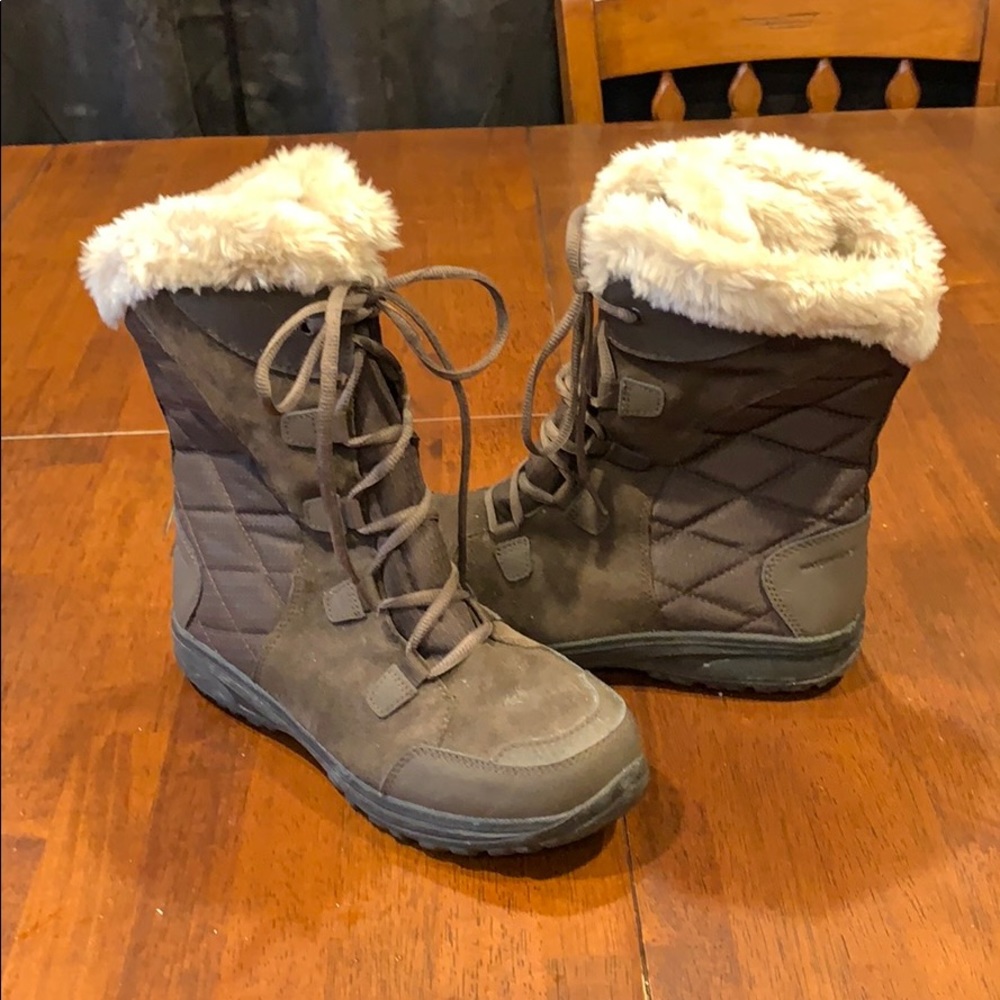 Women’s Columbia Snow Boots